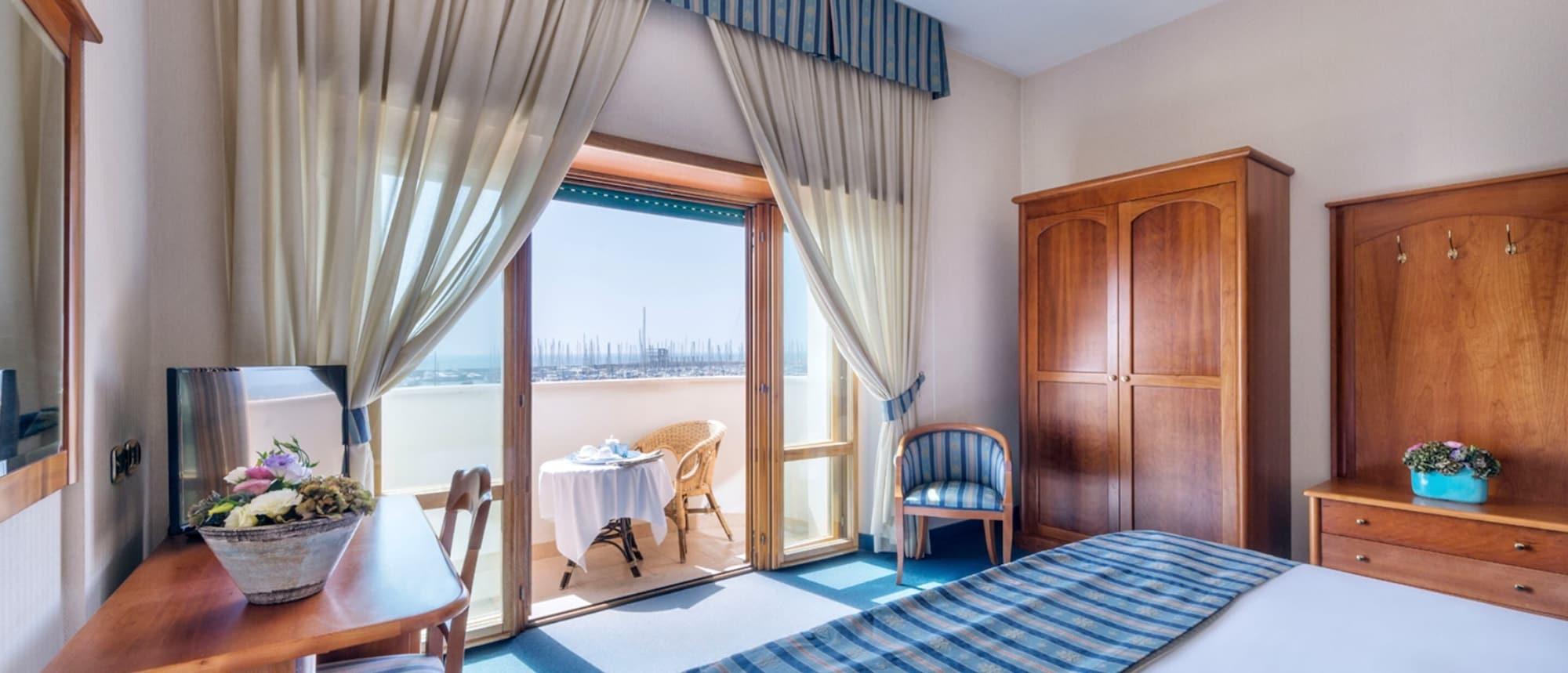 Astura Palace Hotel Nettuno Luaran gambar