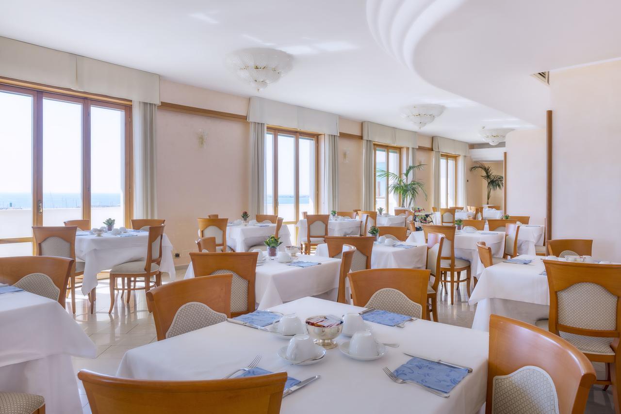Astura Palace Hotel Nettuno Luaran gambar